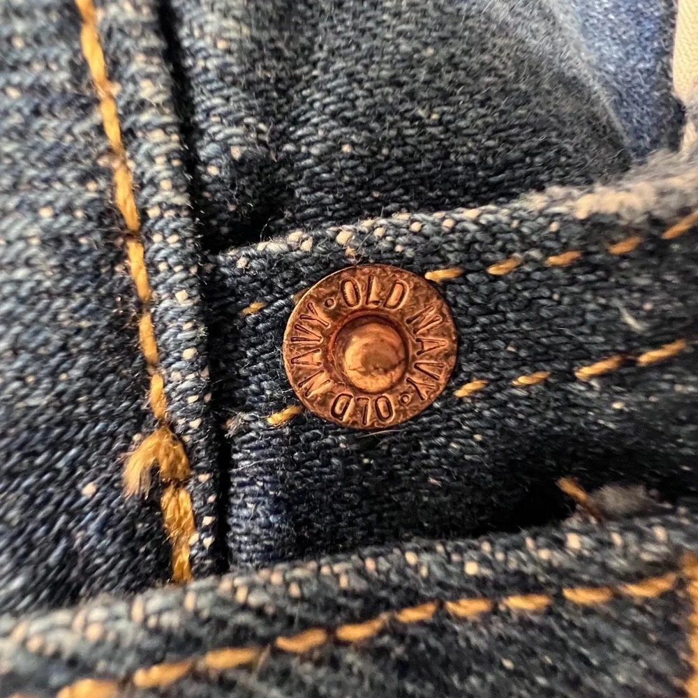 Old Navy these preloved
